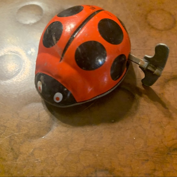 German LEHMANN Tin Toy Lili 901 the Ladybug 2" Friction toy and wind-up toy lot - Picture 10 of 10